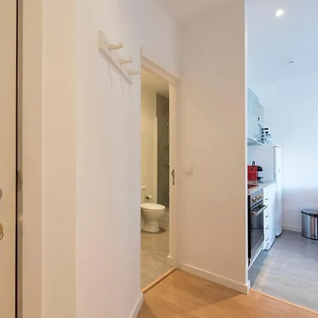 Lovelystay - Box Appartement *