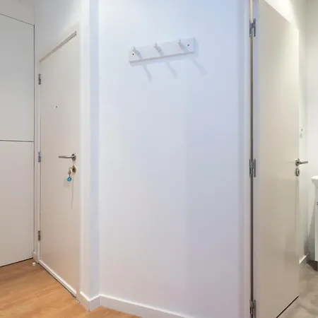 Lovelystay - Box Apartment *